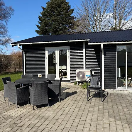 Feriehus Summer House Near The Sea And Good Experiences Børkop