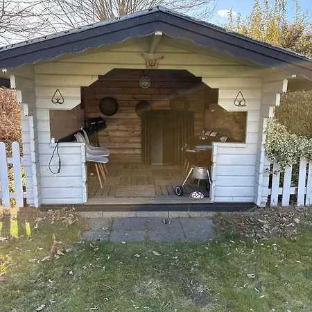 Summer House Near The Sea And Good Experiences Feriehus
