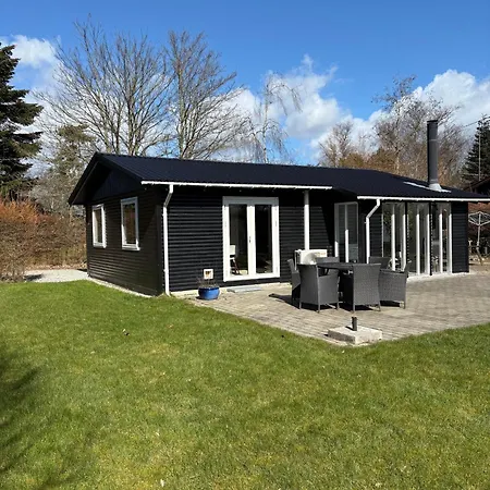 Summer House Near The Sea And Good Experiences Feriehus *